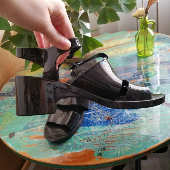 *Sold*American apparel black heeled jellies size 7 - Picture 2 of 4
